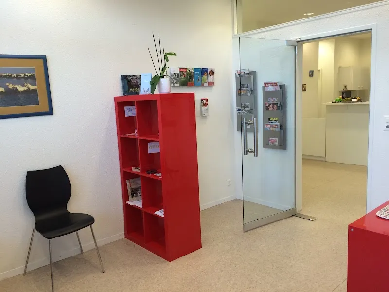 Tierarztpraxis Bärn West GmbH — Vétérinaire, Bern, Berne. Foto 3