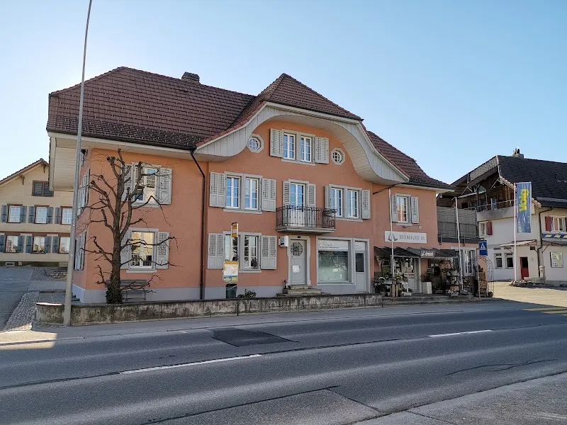 Tierarztpraxis Dr. Martina Ruchti — Tierarzt in Hindelbank, Bern. Bewertung 4.8/5.