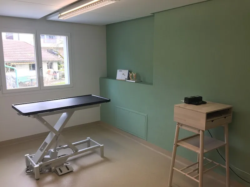 Tierarztpraxis Emmevet — Vétérinaire, Rüegsauschachen, Berne. Foto 2