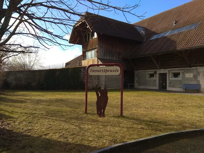 Tierarztpraxis Kiesen AG — Tierarzt in Kiesen, Bern. Bewertung 4.8/5.