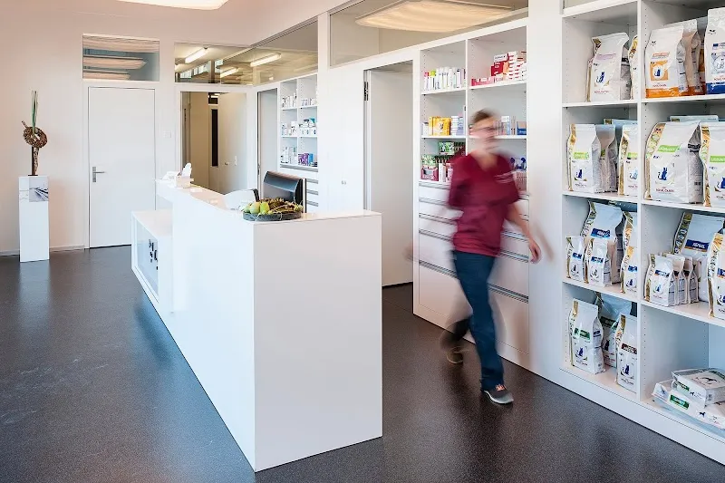 Tierarztpraxis Uetendorf — Tierarzt, Uetendorf, Bern. Foto 2