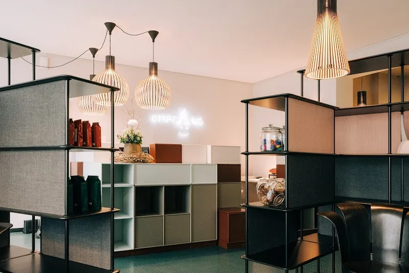 Tierarztpraxis am Bahnhof — Tierarzt in Thun, Bern. Bewertung 4.8/5.