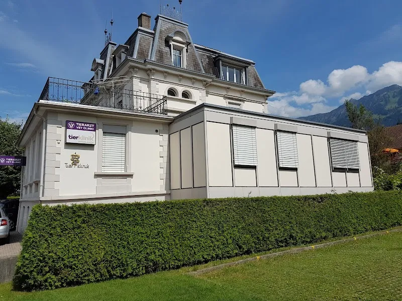 Tierklinik Interlaken AG - 24/7 Notfalldienst — Tierarzt in Interlaken, Bern. Bewertung 4.9/5.