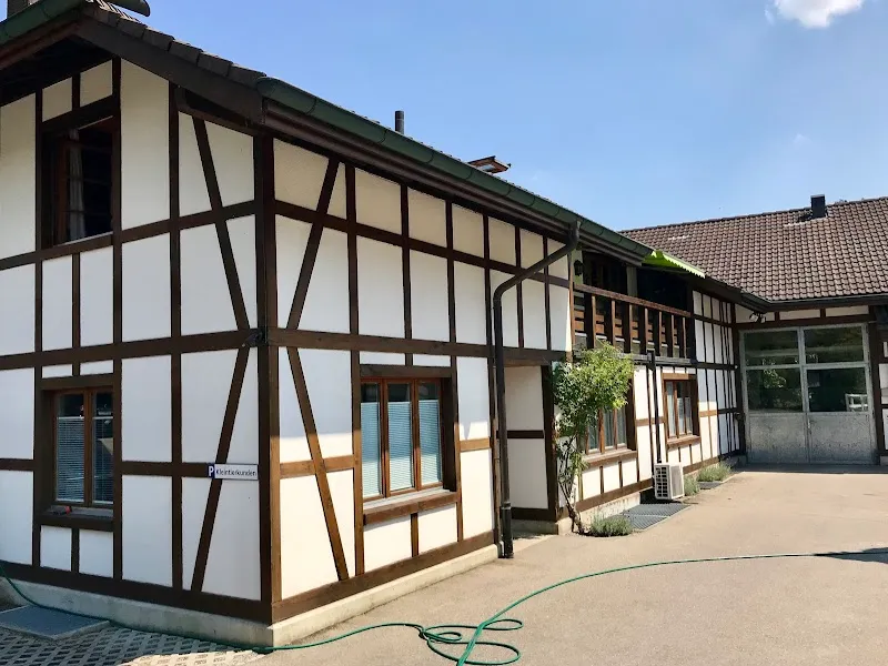 Tierklinik Schönbühl — Veterinarian, Urtenen-Schönbühl, Bern. Foto 2