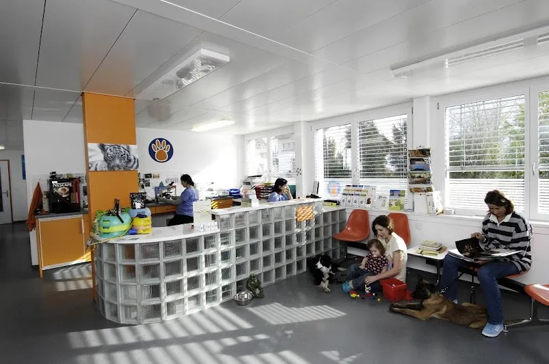 Tiermedizentrum Lyssbach GmbH — Tierarzt, Lyss, Bern. Foto 3