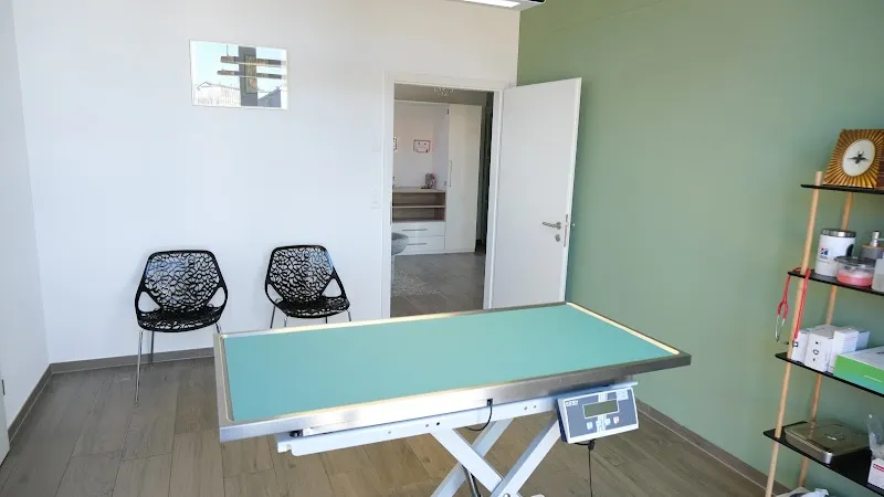 Vet'Urgence Fribourg — Tierarzt, Givisiez, Freiburg. Foto 2