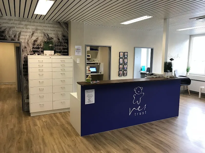 VetTrust Kleintierpraxis Stansstad — Tierarzt in Stansstad, Nidwalden. Bewertung 4.7/5.