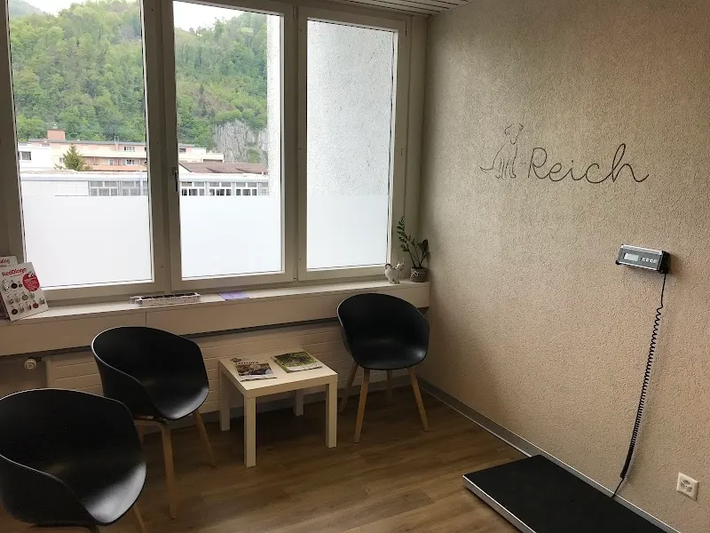 VetTrust Kleintierpraxis Stansstad — Vétérinaire, Stansstad, Nidwald. Foto 2