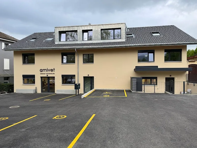Amivet Sàrl — Tierarzt in Colombier, Neuenburg. Bewertung 4.6/5.