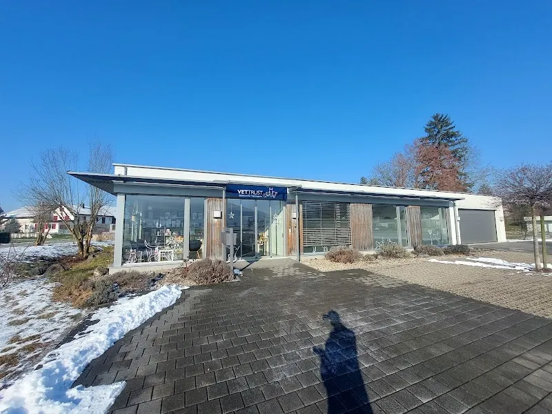 VetTrust Zentrum für Tiermedizin Klettgau — Vétérinaire, Neunkirch, Schaffhouse. Foto 2