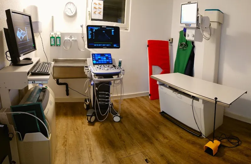 Kleintierpraxis am Obersee GmbH — Vétérinaire, Altendorf, Schwyz. Foto 3