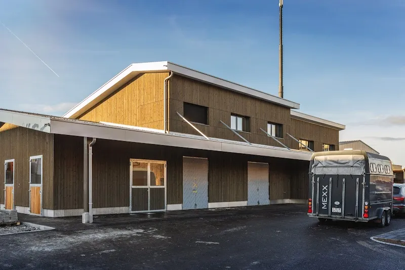 Tierärzte Grossäcker - Pferdeklinik und Kleintierpraxis — Veterinarian, Auw, Aargau. Foto 3