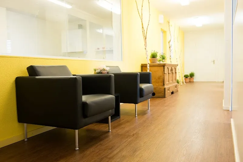 AnimalMed Tiergesundheit AG — Tierdienst, Oensingen, Solothurn. Foto 3