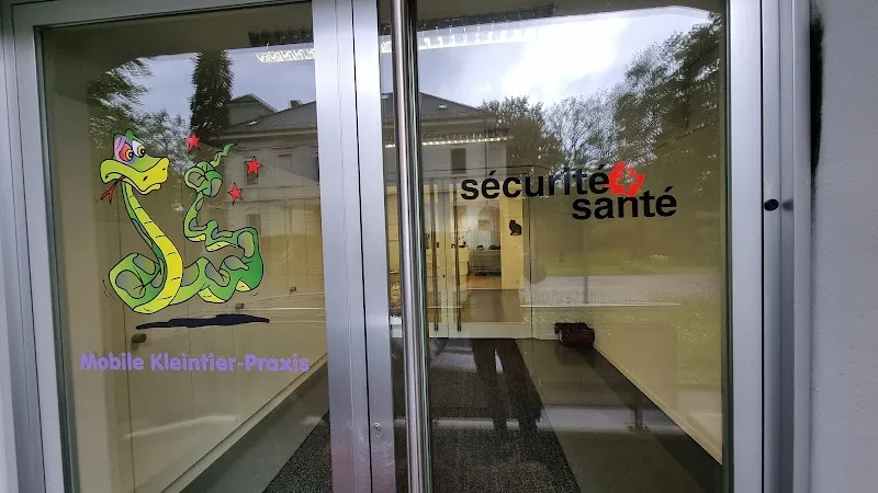 Mobile Kleintier- Praxis — Tierarzt in Luterbach, Solothurn. Bewertung 3.2/5.