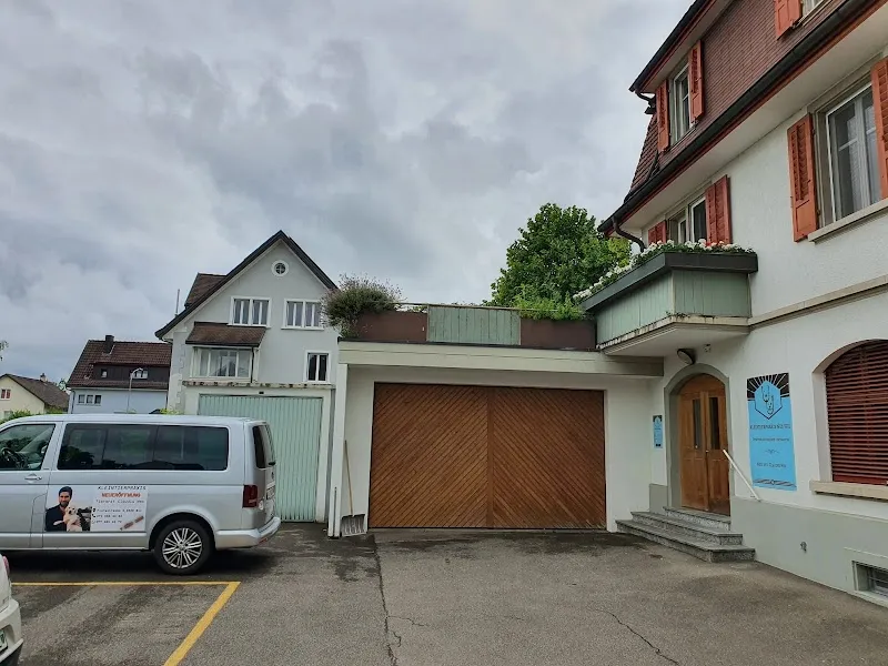 Kleintierpraxis Nes Wil — Tierarzt, Wil, St. Gallen. Foto 2