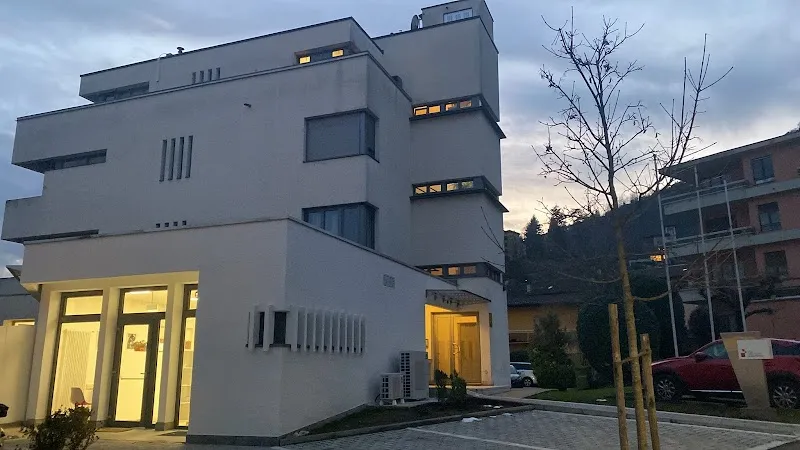 Doc4pet Centro Veterinario — Tierarzt in Agno, Tessin. Bewertung 4.9/5.