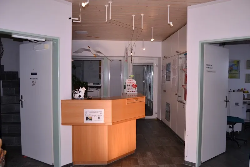 Tierarztpraxis am Arenenberg AG — Veterinarian, Salenstein, Thurgau. Foto 2