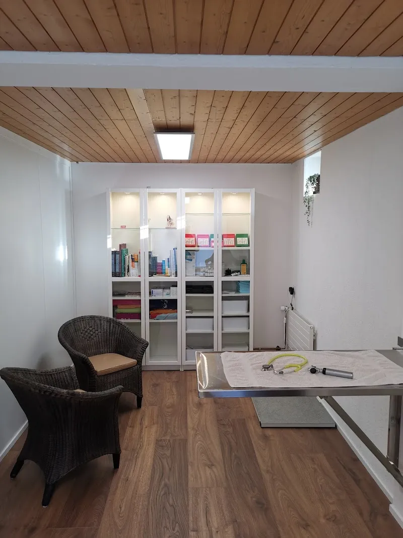 Kleintierpraxis Dr. U. Abbühl — Tierarzt, Oberarth, Schwyz. Foto 2