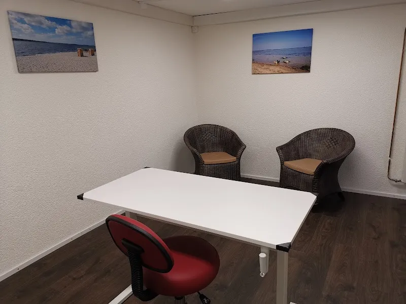 Kleintierpraxis Dr. U. Abbühl — Tierarzt, Oberarth, Schwyz. Foto 3