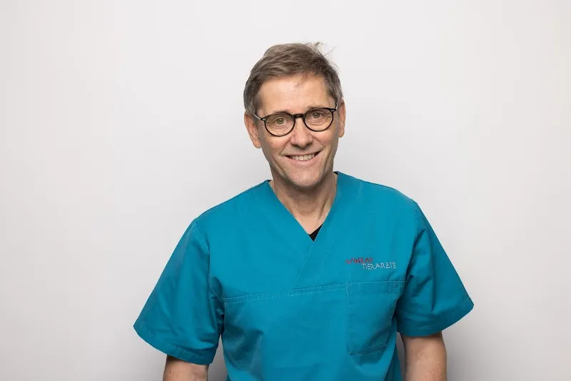 Winzap Tierärzte Kleintier AG | Notfalldienst nach Vereinbarung — Tierarzt in Ingenbohl, Schwyz. Bewertung 4.7/5.