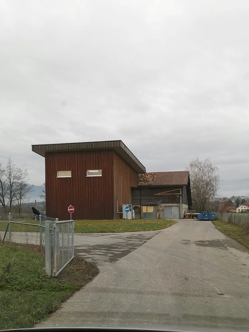 Clos d'équarissage — Tierarzt in Yverdon-les-Bains, Waadt. Bewertung 4.8/5.