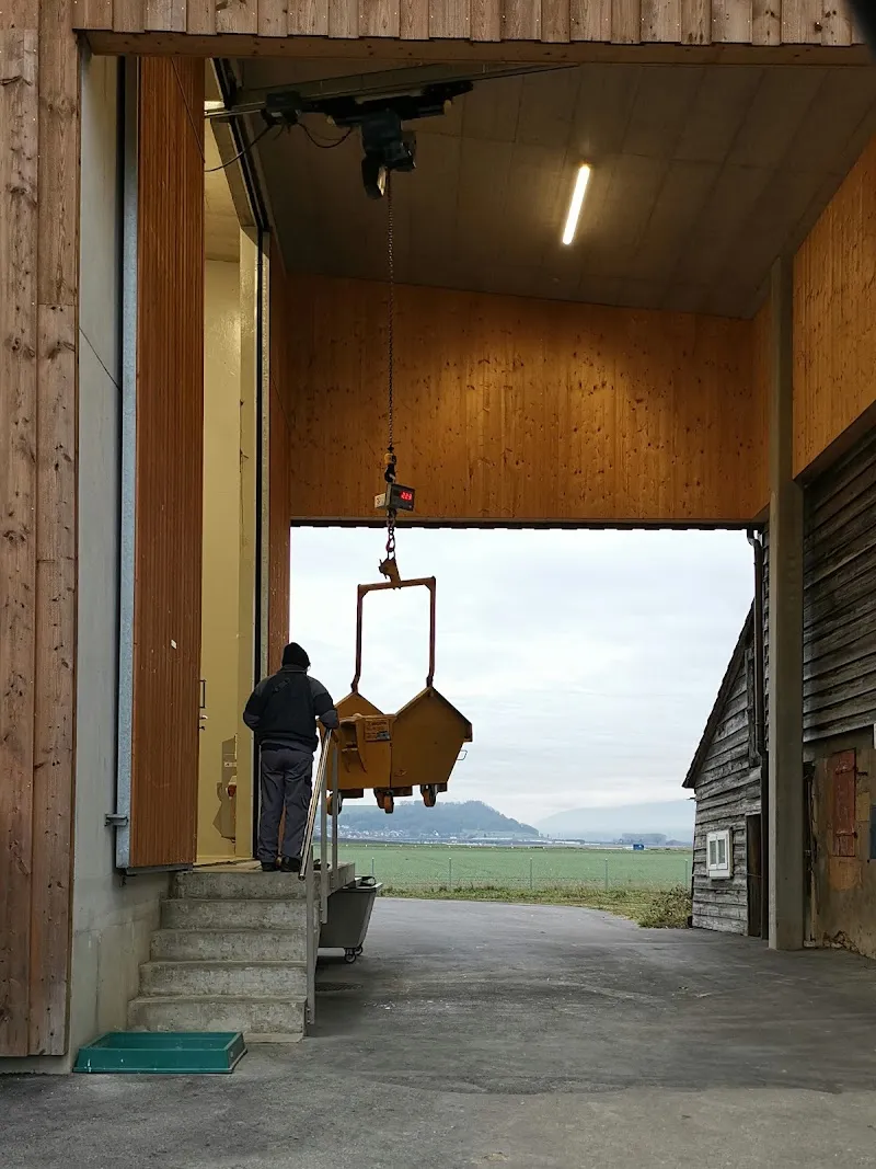 Clos d'équarissage — Vétérinaire, Yverdon-les-Bains, Vaud. Foto 3