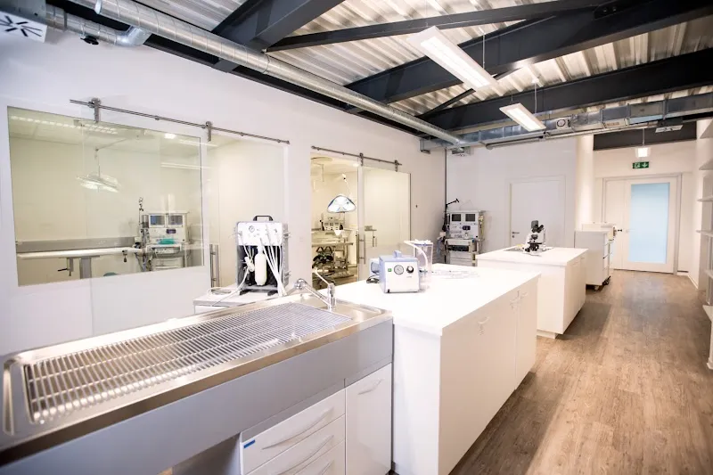 EVC Etoy - Urgences vétérinaires — Veterinarian, Etoy, Vaud. Foto 3