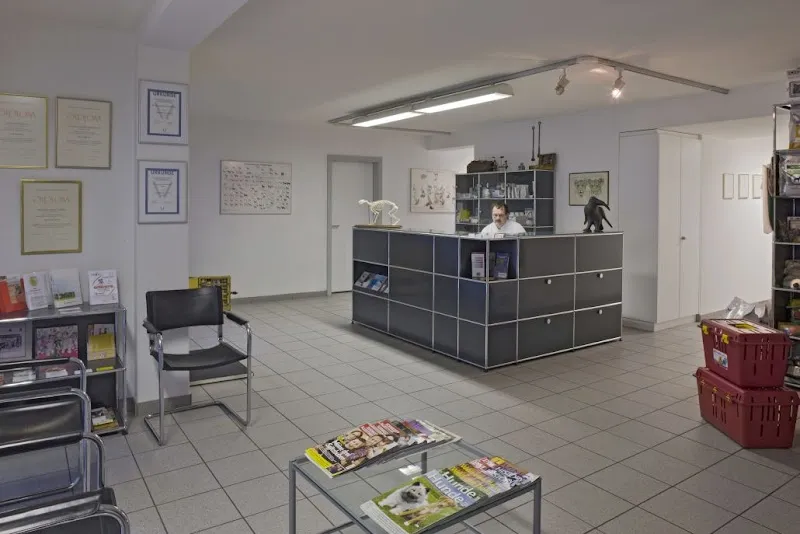 Animal Kleintierpraxis — Veterinarian, Visp, Valais. Foto 3