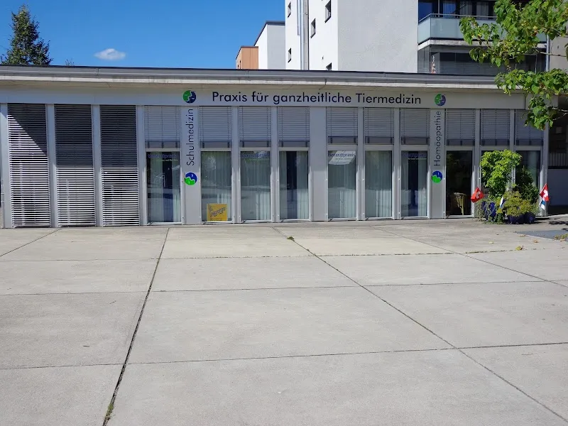 Dr. Steiner Luzia — Vétérinaire, Baar, Zoug. Foto 2