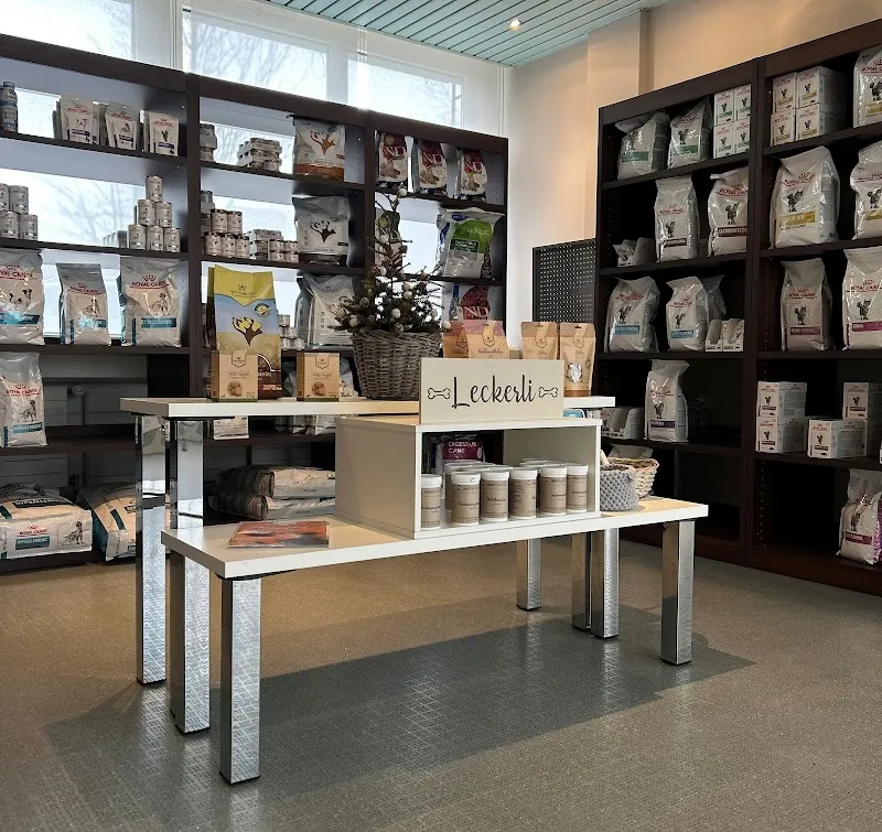 VetTrust Kleintierpraxis Zug — Vétérinaire, Zug, Zoug. Foto 2