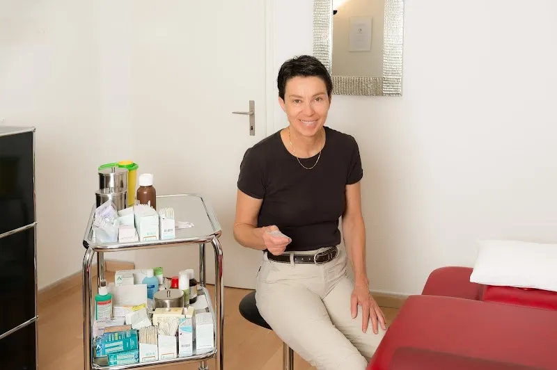 Akupunktur l TCM l Praxis Vetsch — Service animalier, Thalwil, Zurich. Foto 2