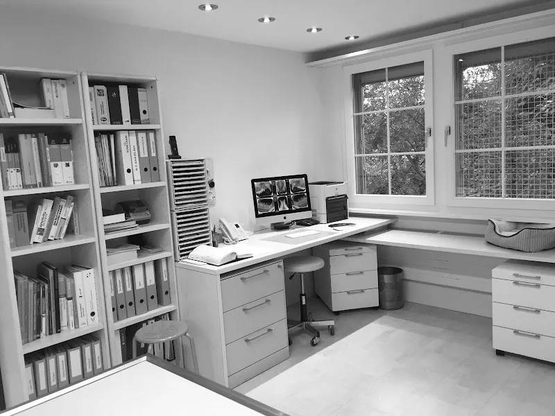 Dr. med. vet. Gottfried Morgenegg — Tierarzt in Obfelden, Zürich. Bewertung 4.7/5.