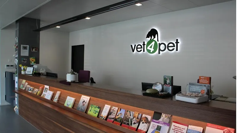 Kleintiermedizinisches Zentrum vet4pet — Tierarzt in Lachen, Schwyz. Bewertung 4.7/5.