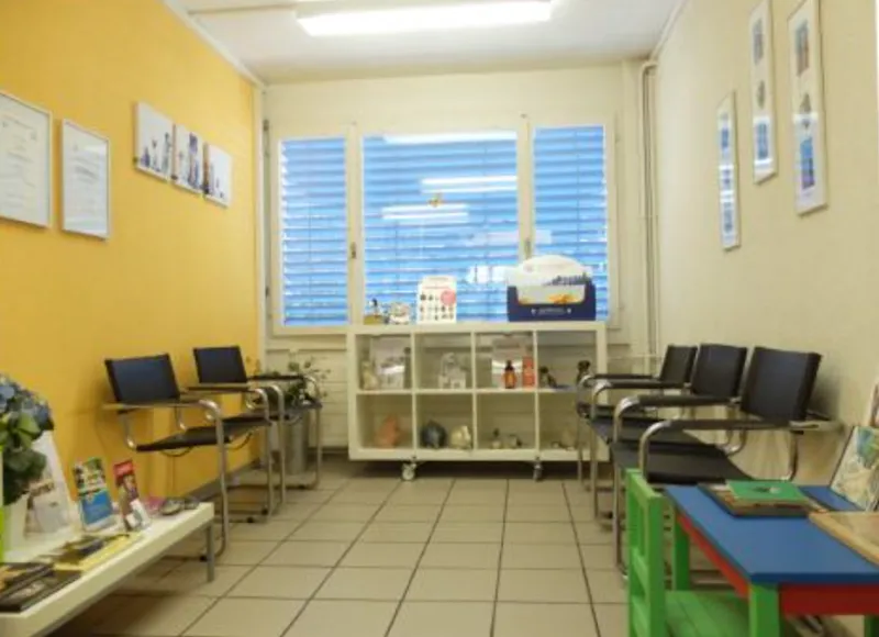 Kleintierpraxis Katzenpension — Vétérinaire, Bachenbülach, Zurich. Foto 2