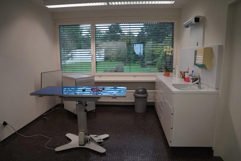 Mobile Tierarztpraxis Meier — Tierarzt in Tann ZH, Zürich. Bewertung 4.7/5.