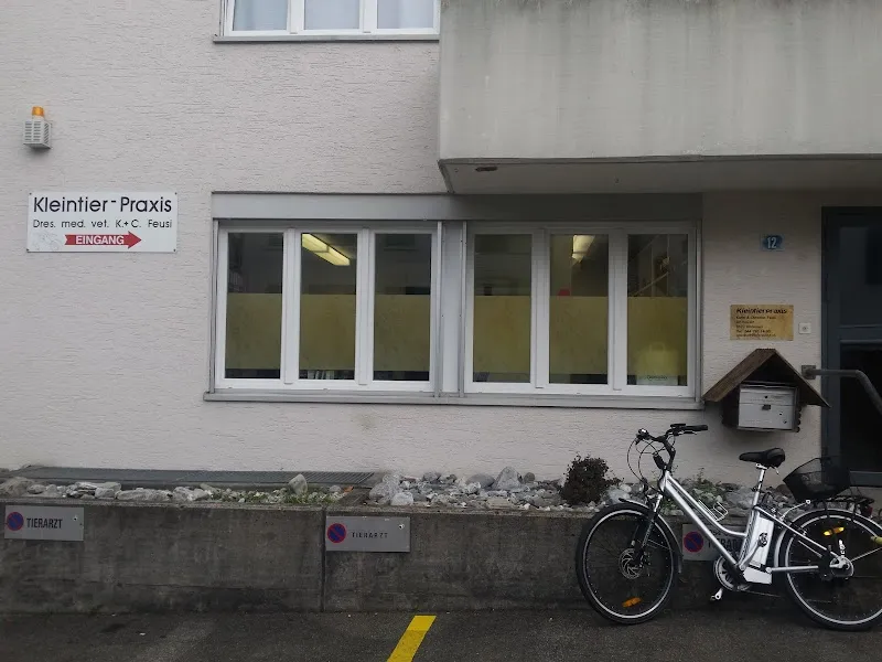 Tierarztpraxis Waedivet — Vétérinaire, Wädenswil, Zurich. Foto 2