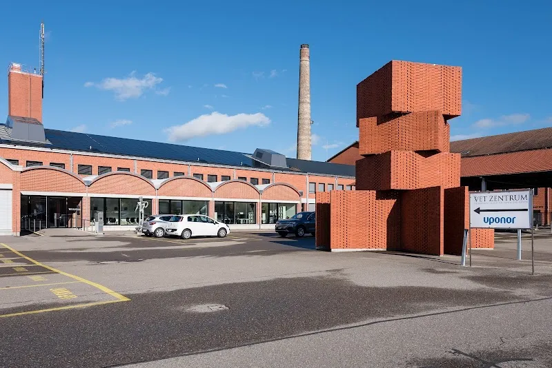 Vet Zentrum AG — Veterinarian, Pfungen, Zurich. Foto 3