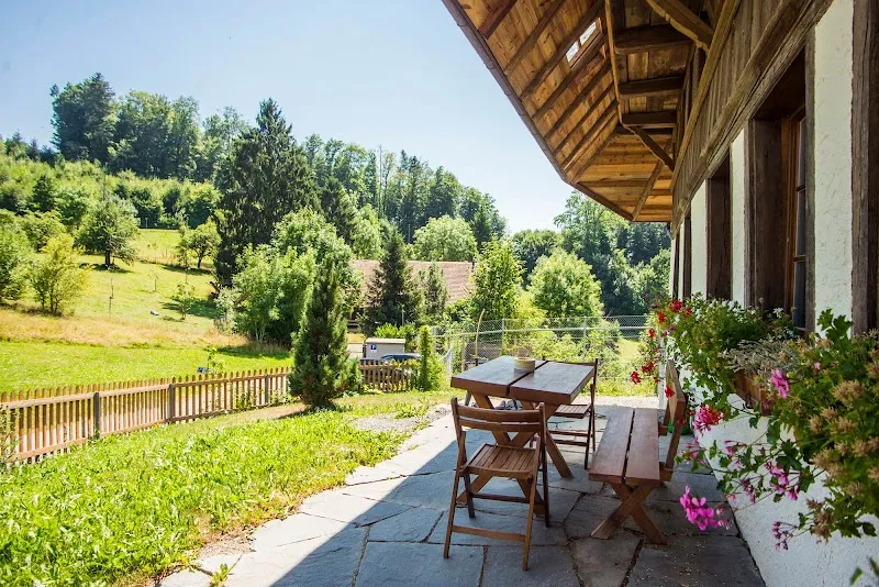 Tierheim am Böhler — Tierheim in Unterkulm, Aargau. Bewertung 4.6/5.