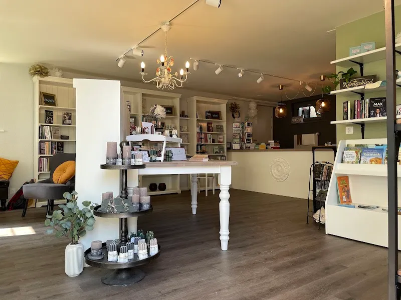 Wertschatz/ Bücher-Zeit-sein und mehr — Animalerie, Binningen, Bâle-Campagne. Foto 3