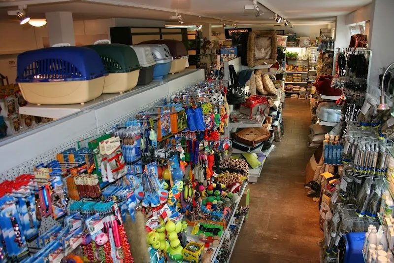 Zoo Keller — Zoofachhandel in Breitenbach, Solothurn. Bewertung 2.6/5.