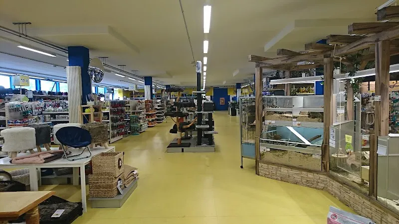 QUALIPET Center Basel Dreispitz — Zoofachhandel, Basel, Basel-Stadt. Foto 3