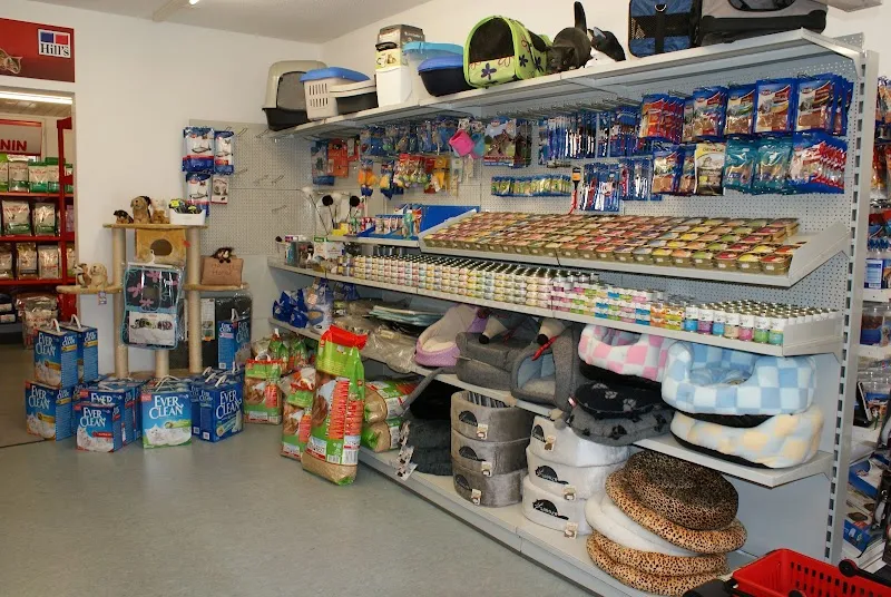 SCHNÜFFEL.CH - alles für Hunde, Katzen, Nager, Vögel & Fische. — Zoofachhandel, Möhlin, Aargau. Foto 3