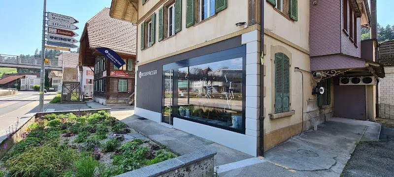 Besserfresser AG — Zoofachhandel in Langnau im Emmental, Bern. Bewertung 4.5/5.