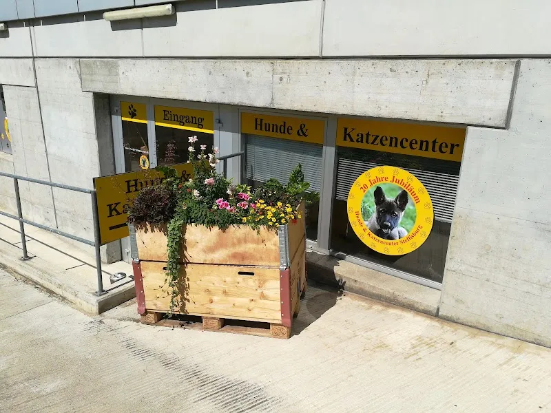 Hunde & Katzencenter GmbH — Zoofachhandel in Steffisburg, Bern. Bewertung 4.7/5.