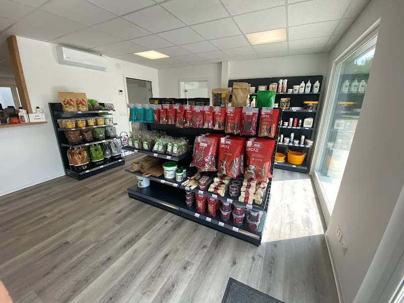 Marstall AG — Zoofachhandel, Oensingen, Solothurn. Foto 3