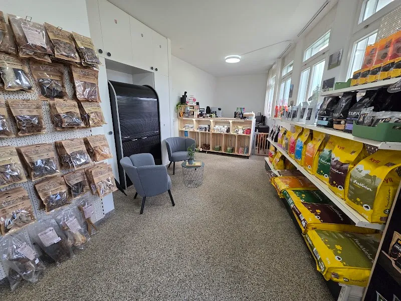 Neo's Tierbedarf — Zoofachhandel in Altbüron, Luzern. Bewertung 4.9/5.