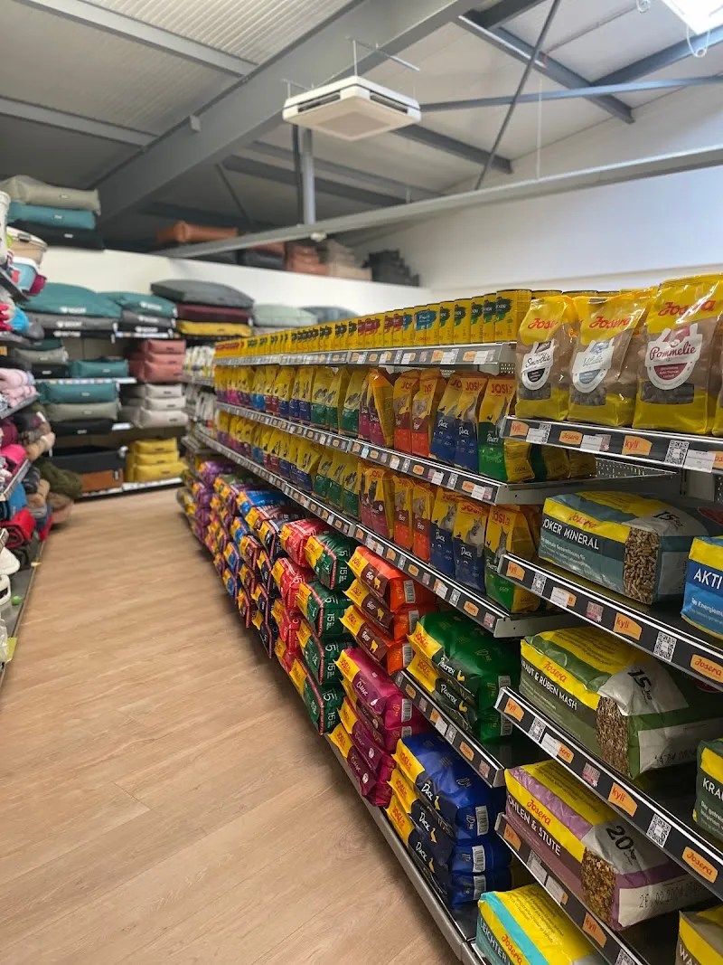 Pfötli alles für das Heimtier — Zoofachhandel in Alberswil, Luzern. Bewertung 4.7/5.