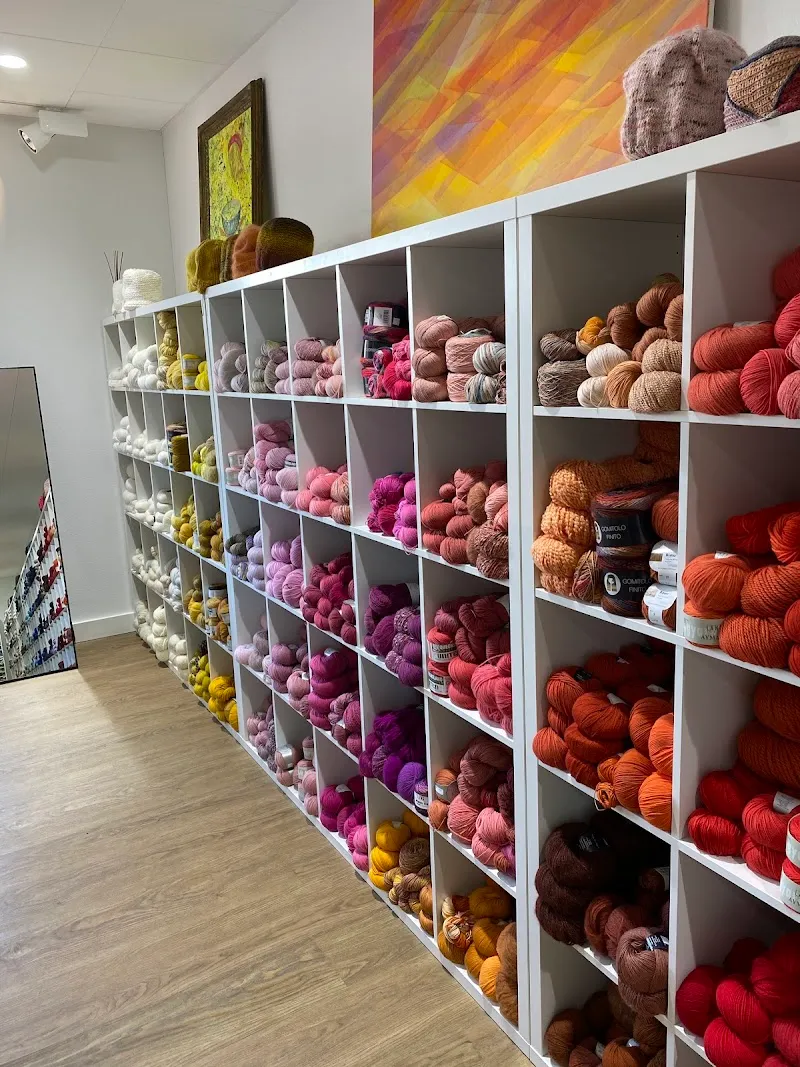 Woll-Laden Burgdorf Barbara Züger — Zoofachhandel in Burgdorf, Bern. Bewertung 4.8/5.