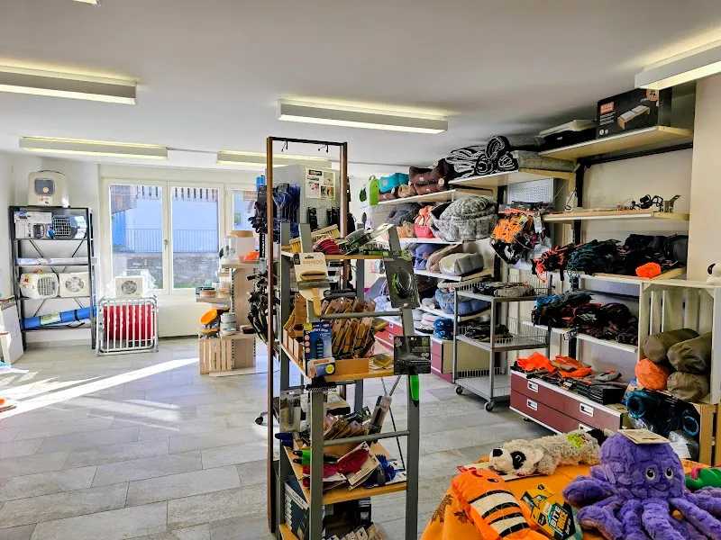 AnimôBest — Zoofachhandel, Vaulruz, Freiburg. Foto 3