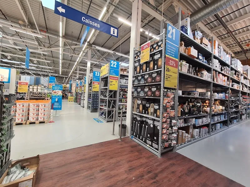 Jumbo Maximo — Zoofachhandel, Meyrin, Genf. Foto 2